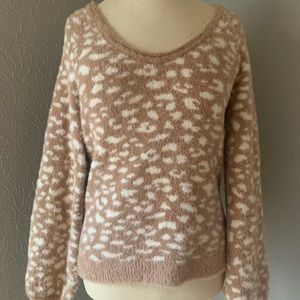 Abercrombie & Fitch Soft Collection Leopard Sweater Medium